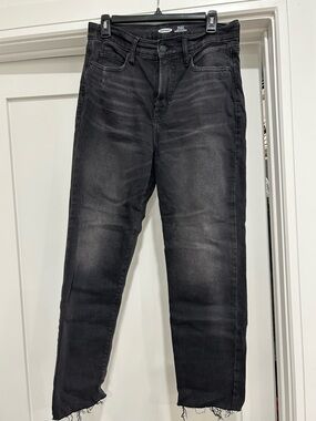 Old Navy High-Rise Black Washed Jeans